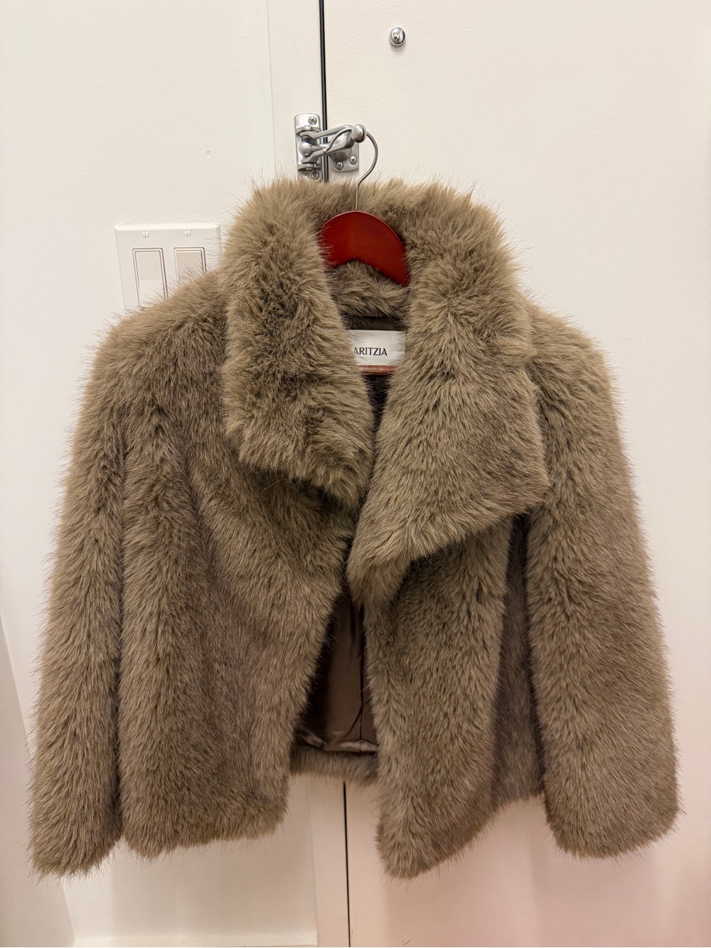 Aritzia Plush Faux-Fur Teddy Jacket in Taupe Brown